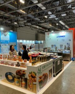 Wan Heng took the spotlight by featuring our Dry Heat Waterless Chafing Dish and Juice Dispensers.