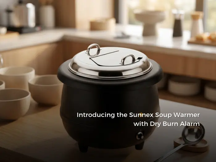 Sunnex 81328C black 10-litre soup warmer with stainless steel lid, dry burn alarm and included ladle